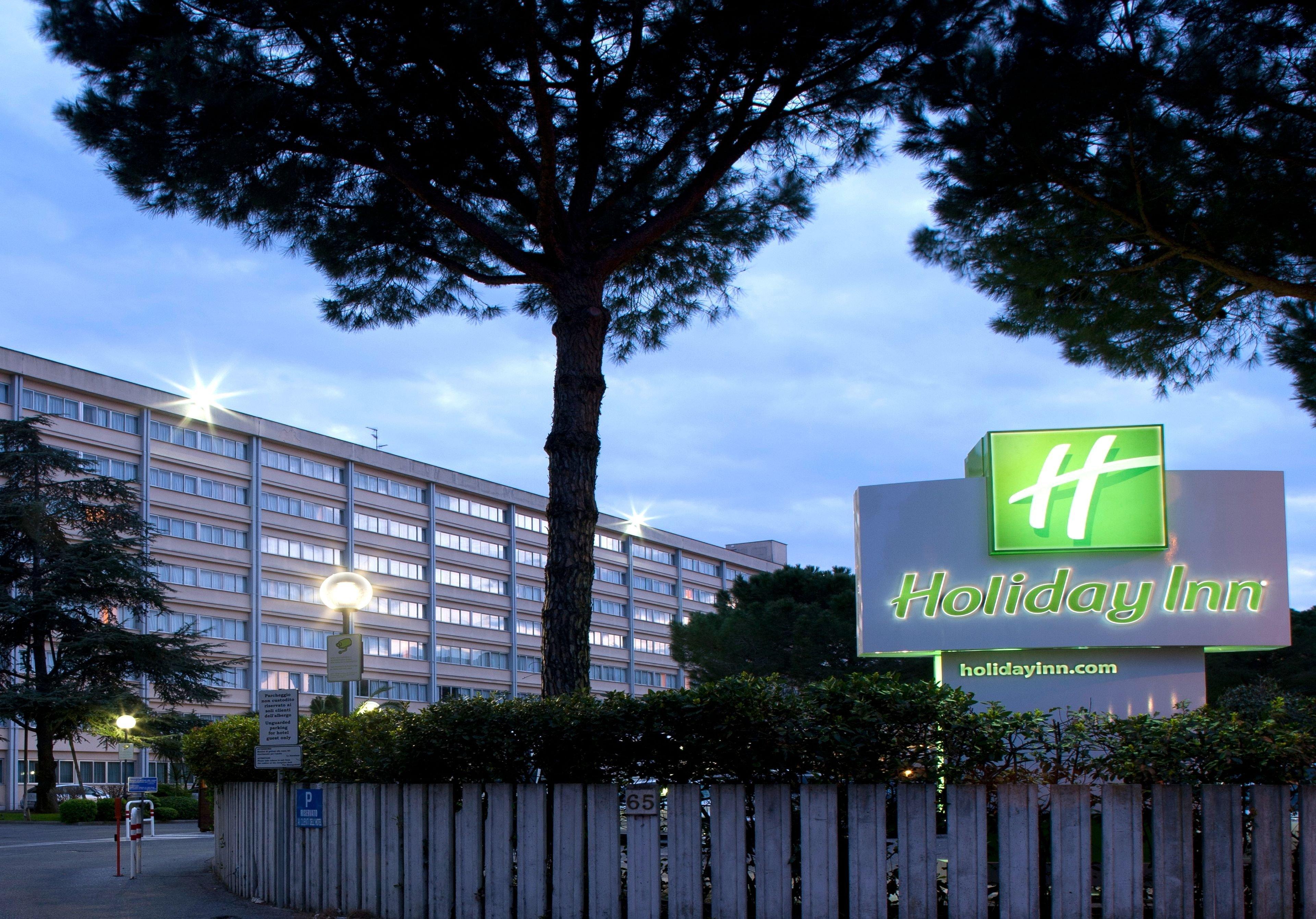 Holiday Inn Rome - Eur Parco Dei Medici, an IHG Hotel Esterno foto