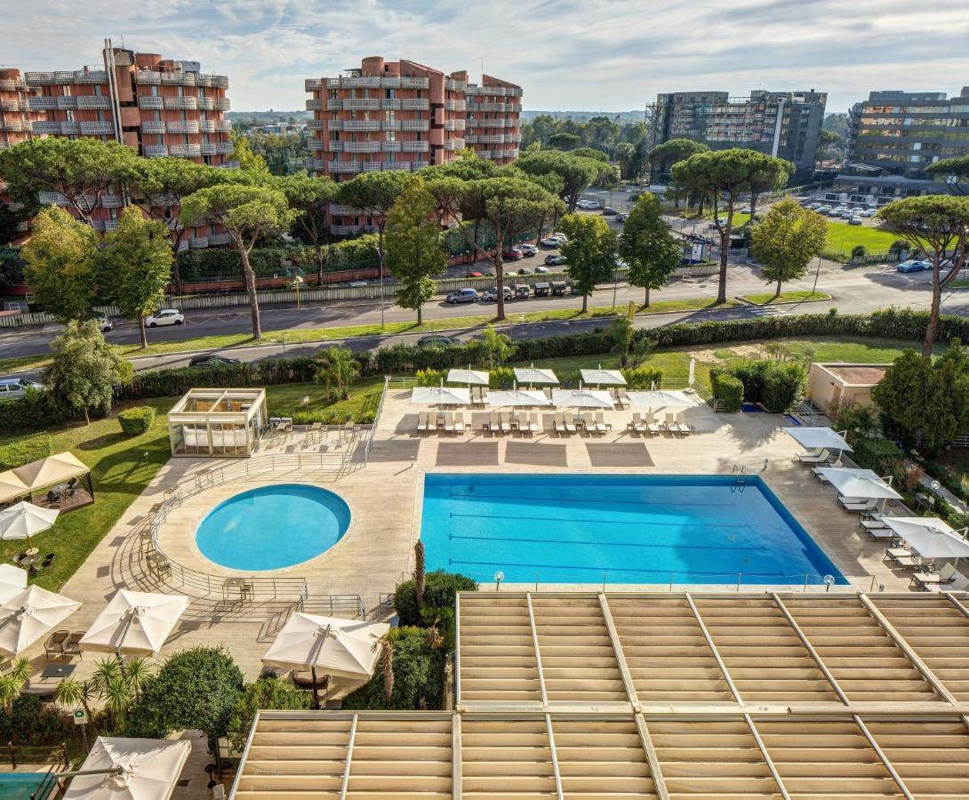 Holiday Inn Rome - Eur Parco Dei Medici, an IHG Hotel Esterno foto