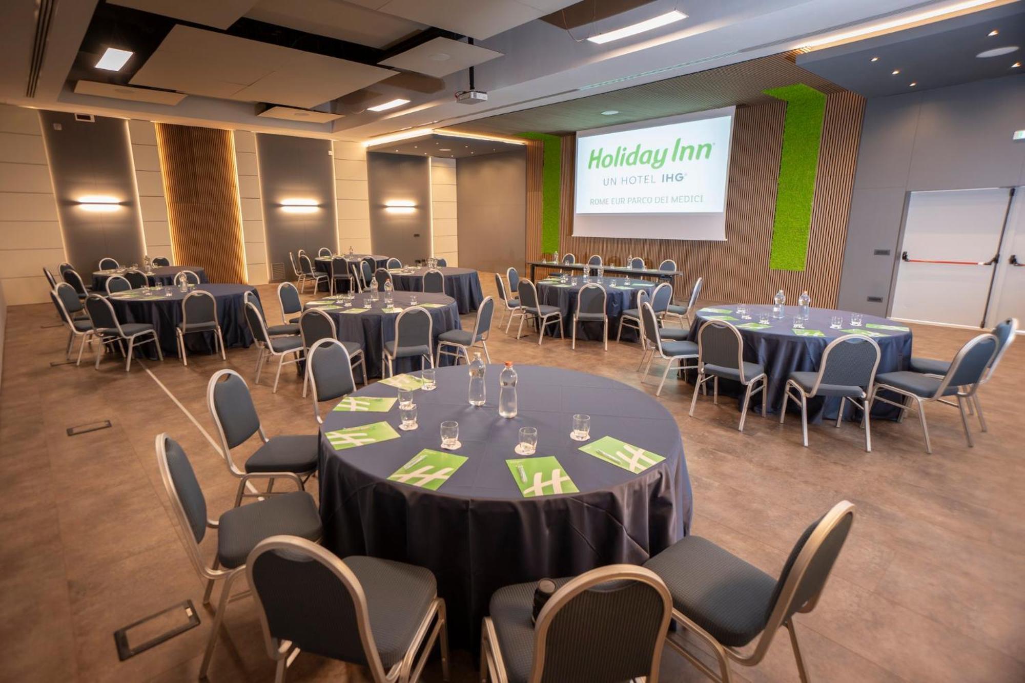 Holiday Inn Rome - Eur Parco Dei Medici, an IHG Hotel Esterno foto